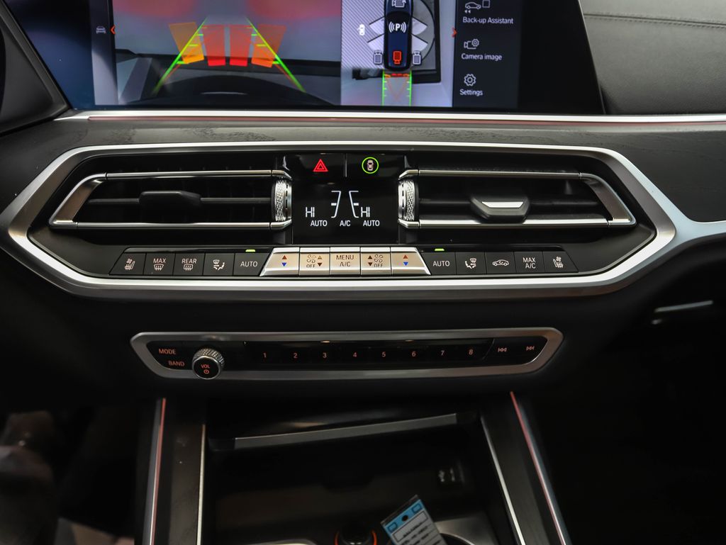 Thumbnail: 2022 BMW X7 - 19