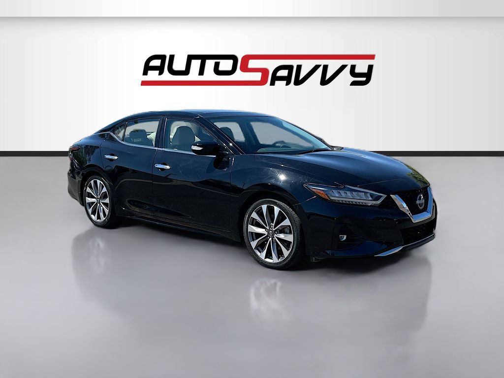 2023 Nissan Maxima Platinum's photo
