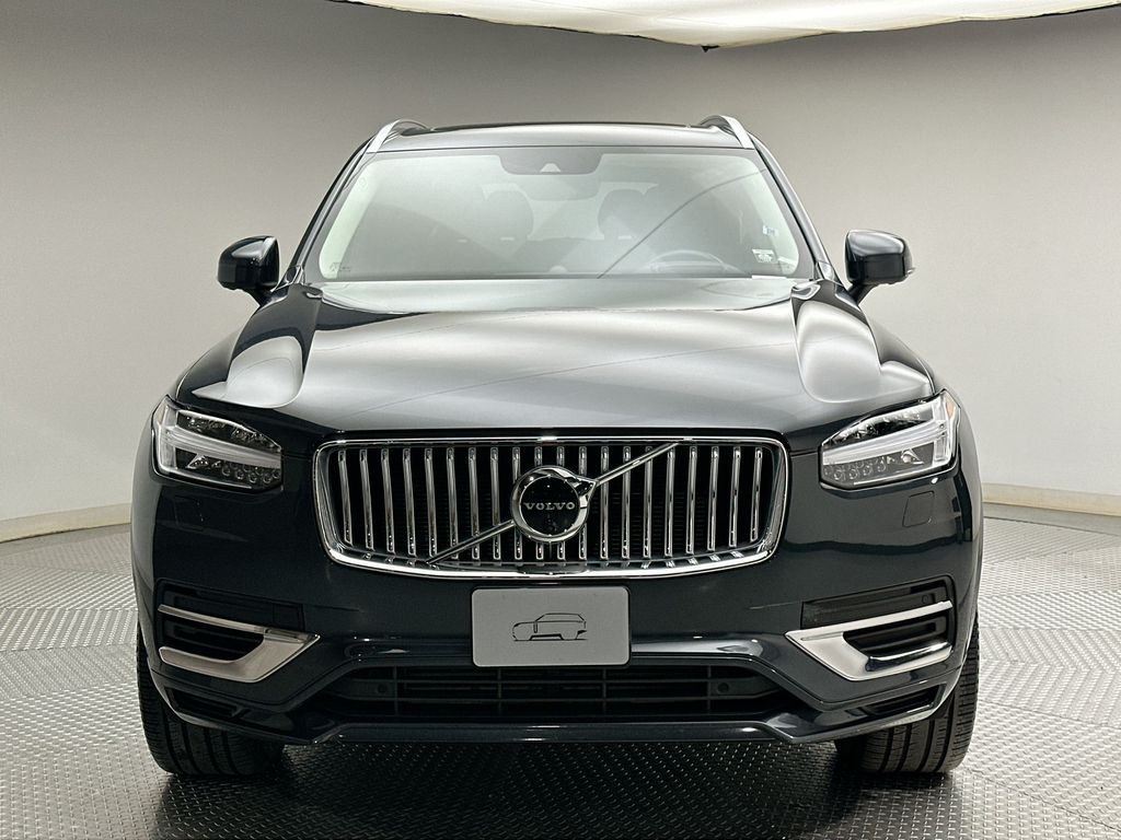 Thumbnail: 2022 Volvo XC90 - 16