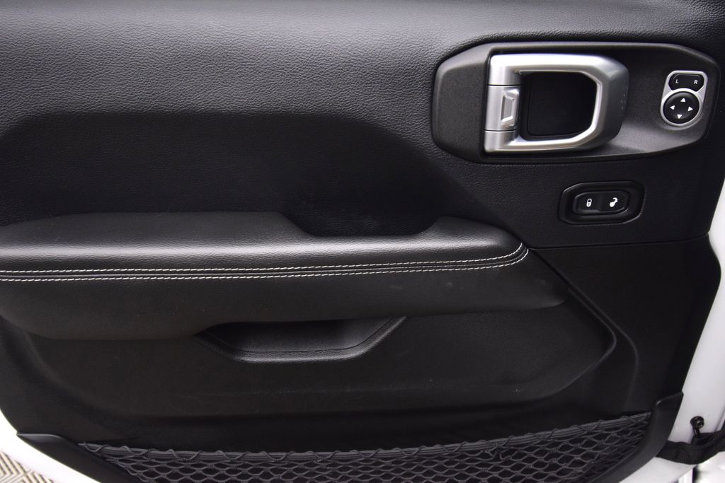 used 2019 Jeep Wrangler car, priced at $27,200