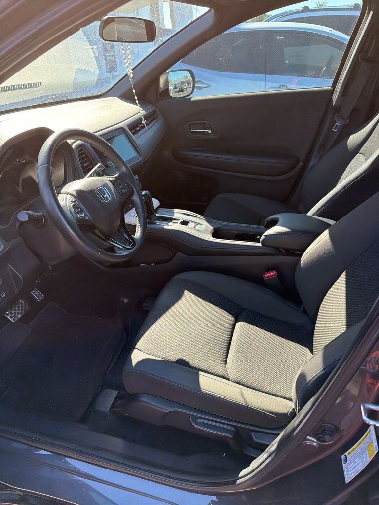 Thumbnail: 2019 Honda HR-V - 8