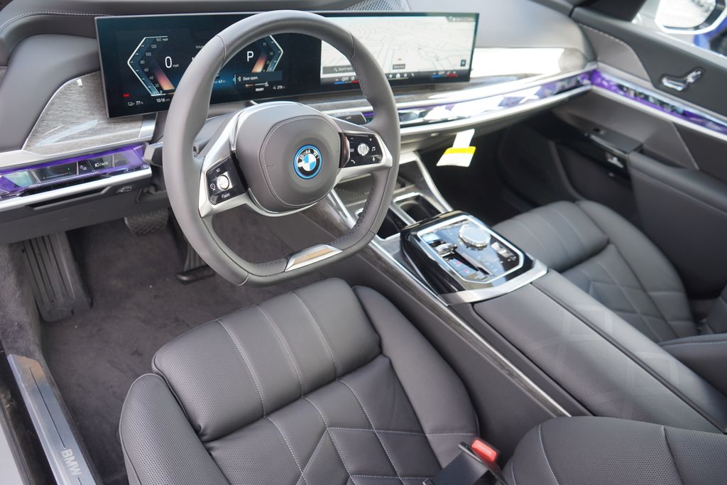 2024 BMW i7 xDrive60 12