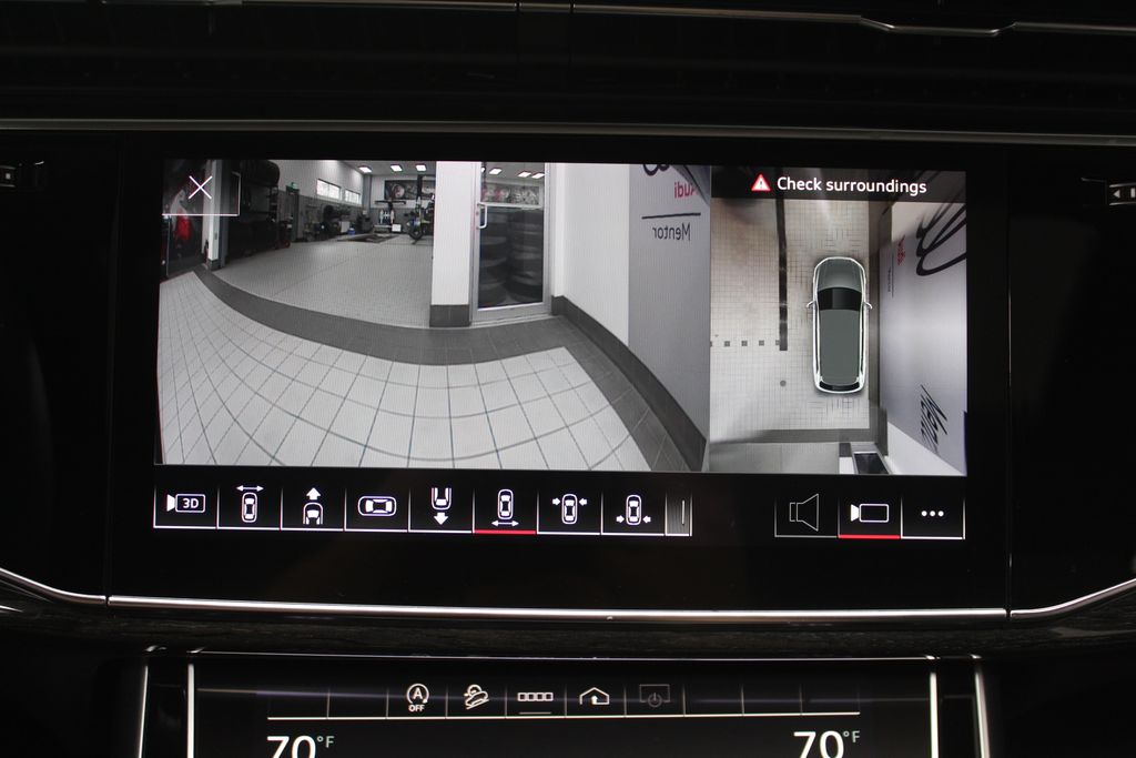 2022 Audi Q7 Premium Plus 25