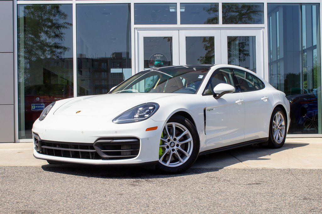 2022 Porsche Panamera 4 AWD
