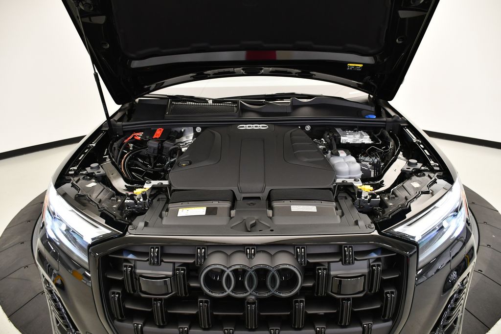 2025 Audi Q7  12