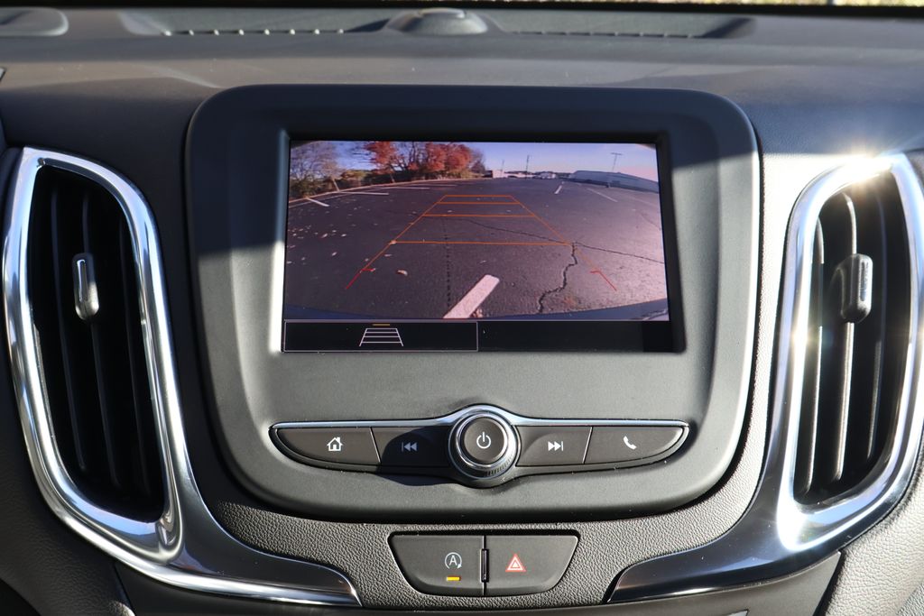 Thumbnail: 2024 Chevrolet Equinox - 16