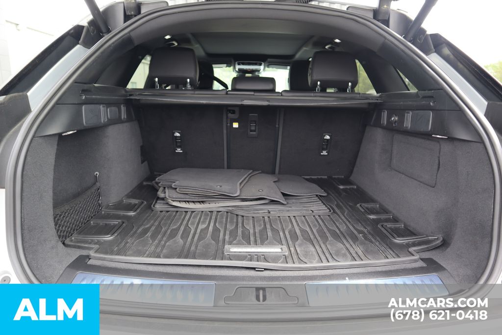 Used 2024 Silver Land Rover Dynamic SE image 20