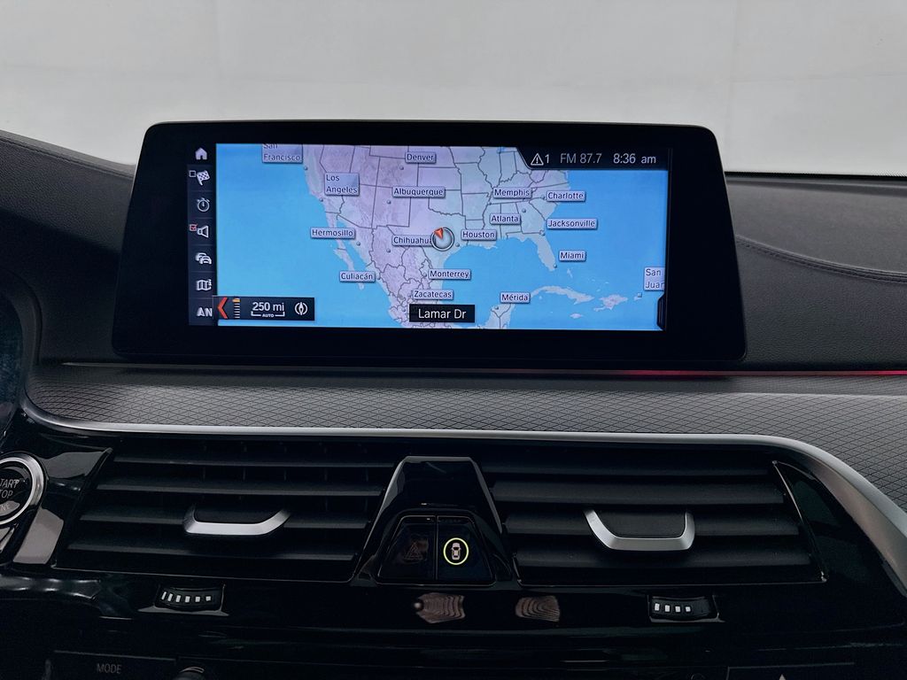 Thumbnail: 2018 BMW 6 Series - 13