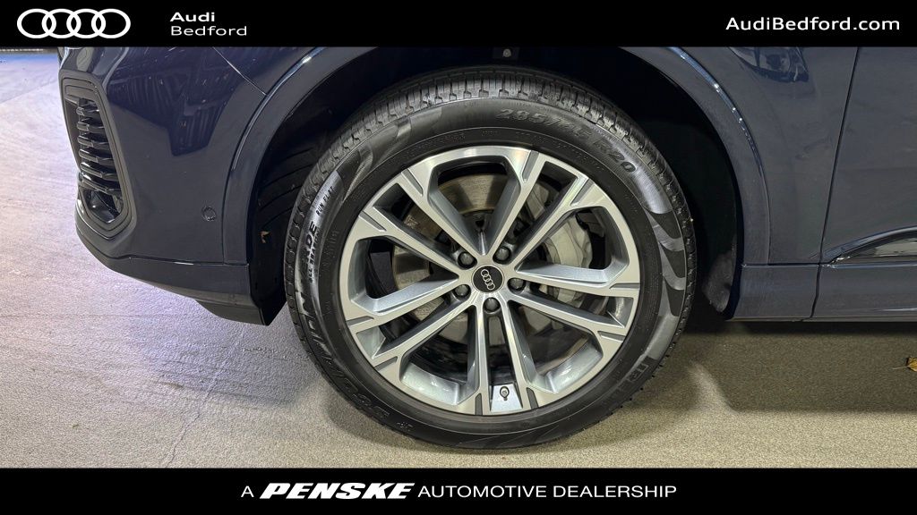 Thumbnail: 2025 Audi Q7 - 12