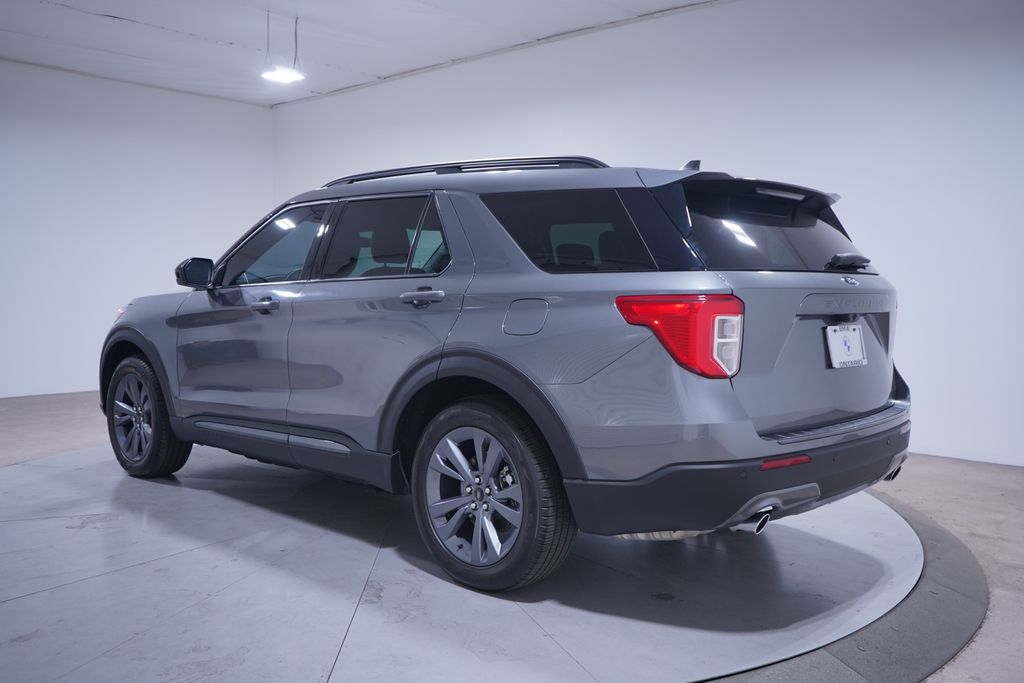 2023 Ford Explorer XLT 3