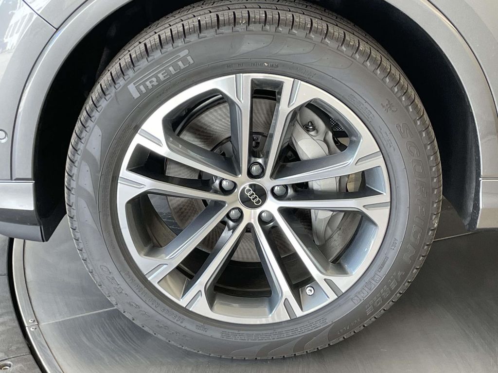 2026 Audi Q7 45 Premium Gray at Audi Porsche Sewickley
