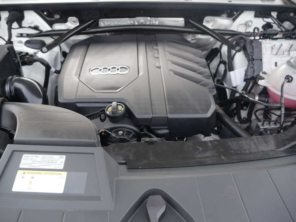 Thumbnail: 2022 Audi Q5 - 11