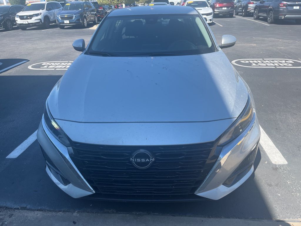 Thumbnail: 2023 Nissan Altima - 2