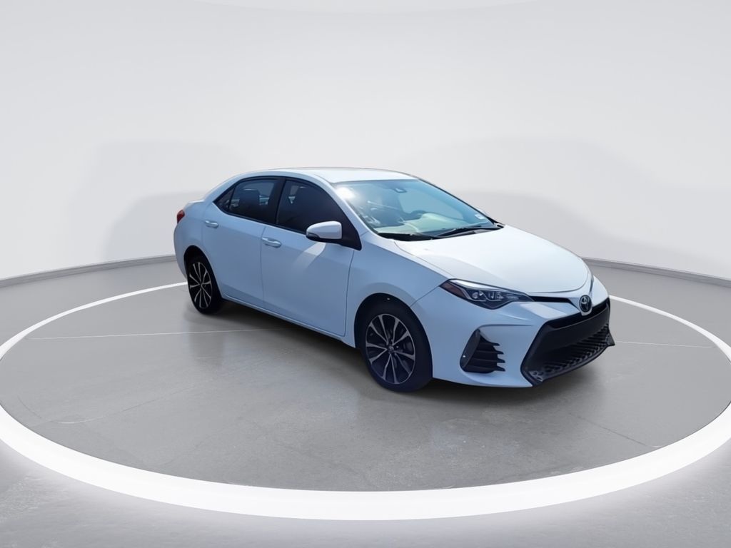 2017 Toyota Corolla SE 2