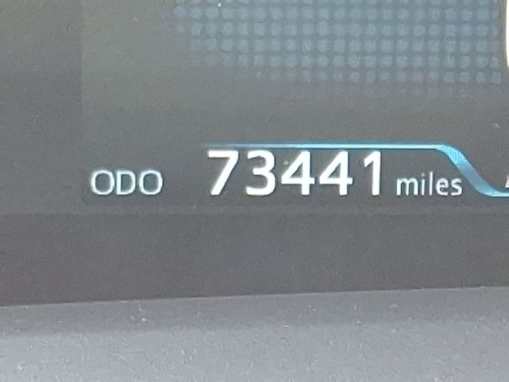 2017 Toyota Prius Four 20