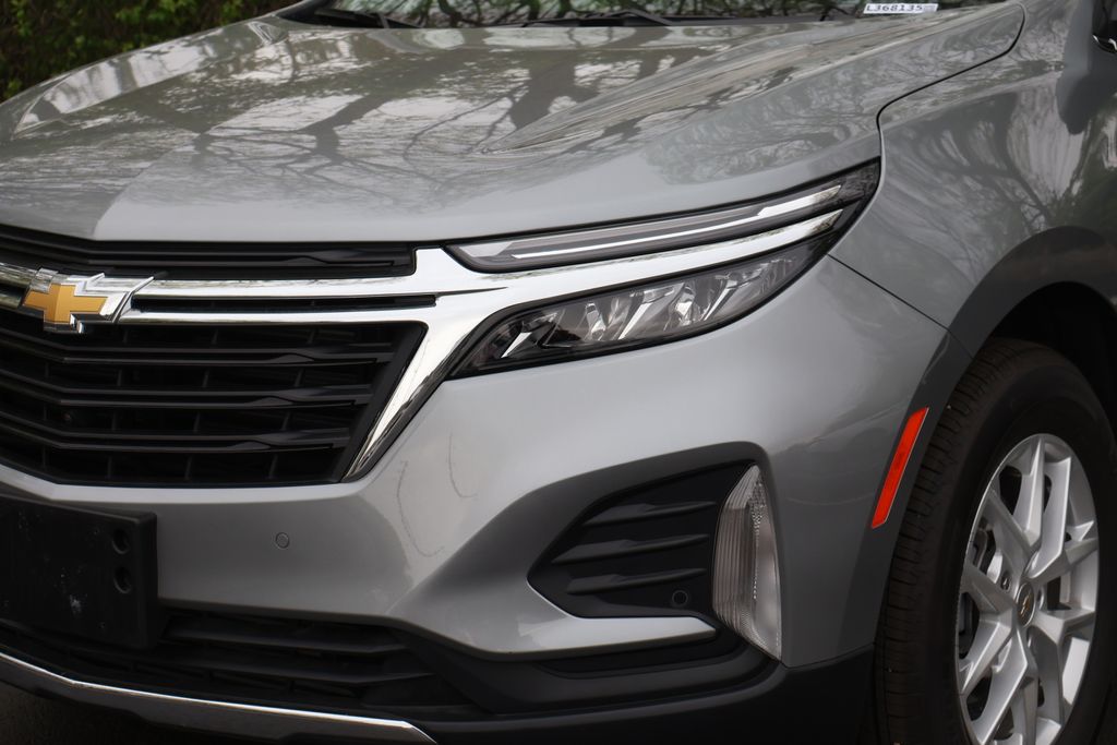 Thumbnail: 2024 Chevrolet Equinox - 3