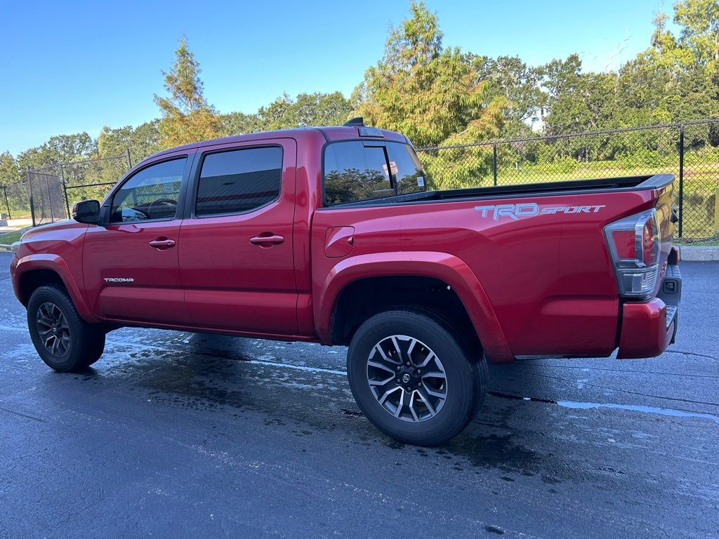 Thumbnail: 2020 Toyota Tacoma - 3