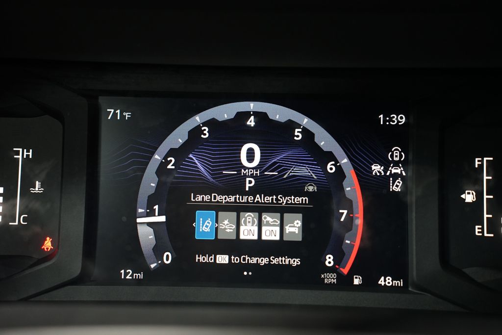 2025 Toyota Tacoma SR 16