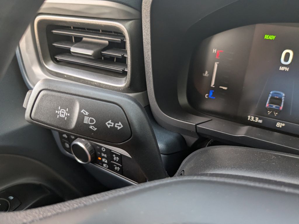 2025 Ford Maverick XL