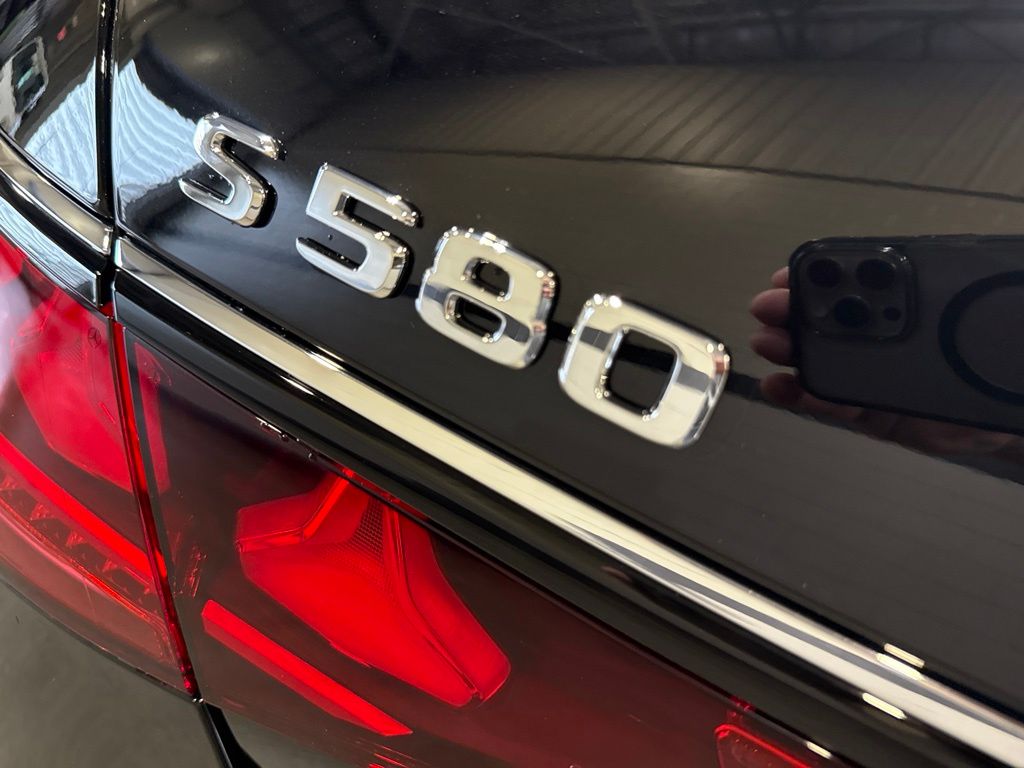 Thumbnail: 2027 Mercedes-Benz S-Class - 9