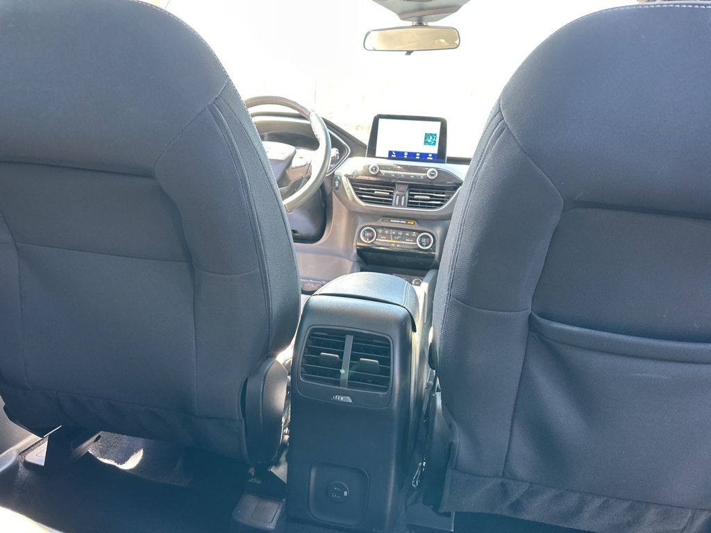 2021 Carbonized Gray Metallic Ford Escape SE FWD SUV