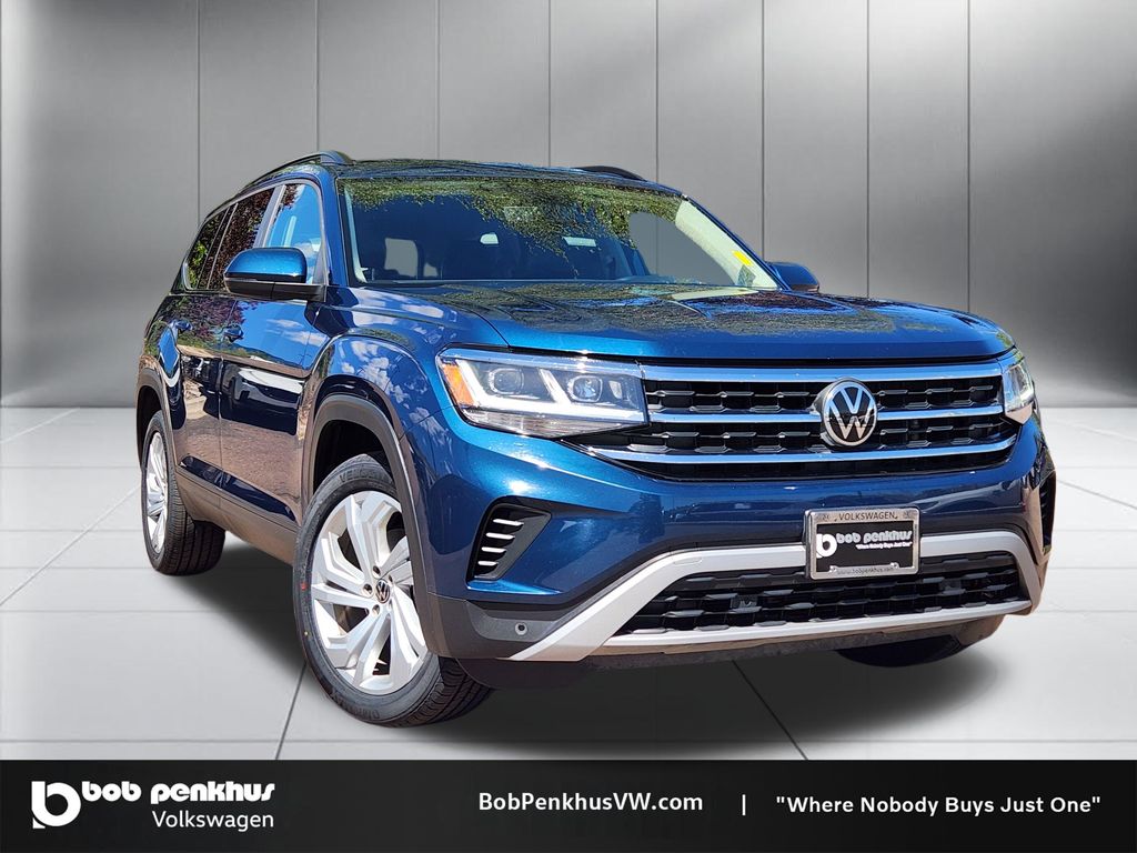 2022 Volkswagen Atlas 3.6L V6 SE w/Technology
