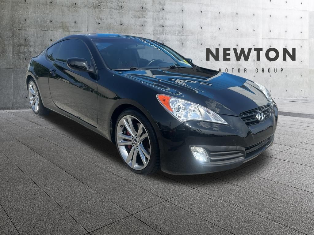 Black 2012 Hyundai Genesis Coupe Coupe Rear-Wheel Drive 6-Speed Manual