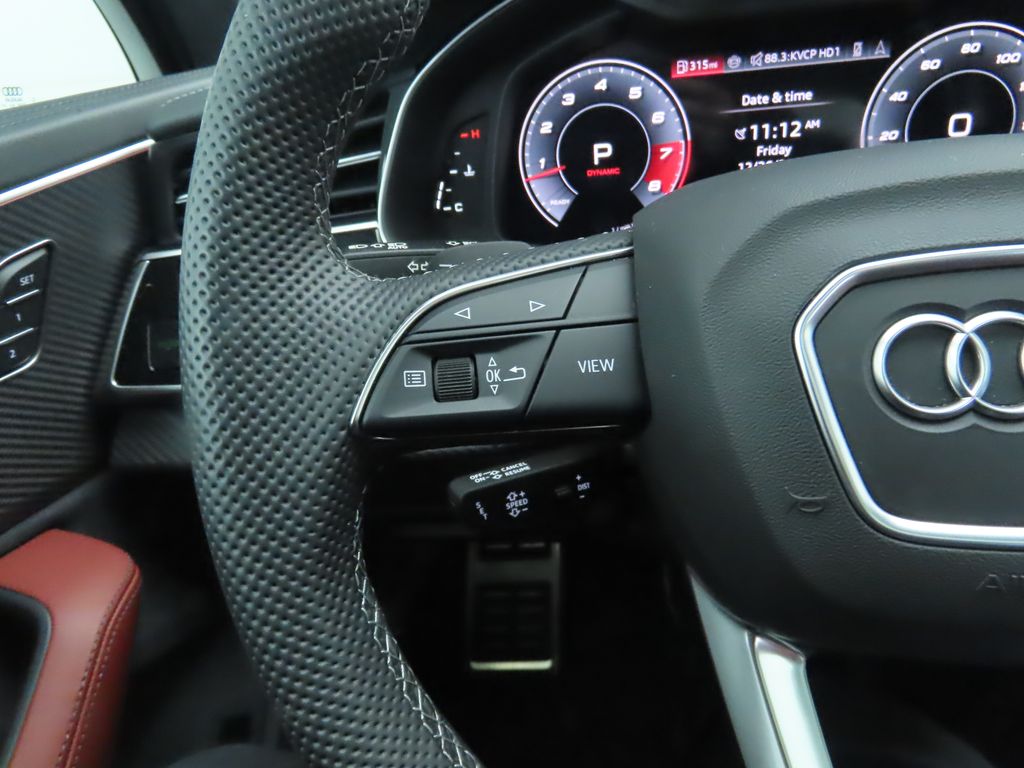 Thumbnail: 2025 Audi SQ7 - 11