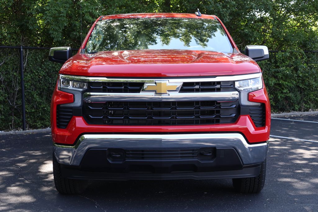 2024 Chevrolet Silverado 1500 LT 2