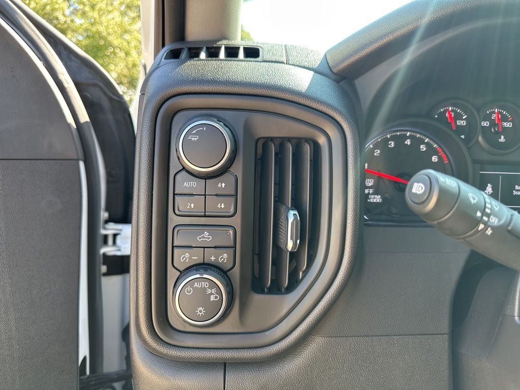 Used Car 2023 Chevrolet Silverado 1500  Custom Trail Boss For Sale Under $40,000 In Austin, Texas