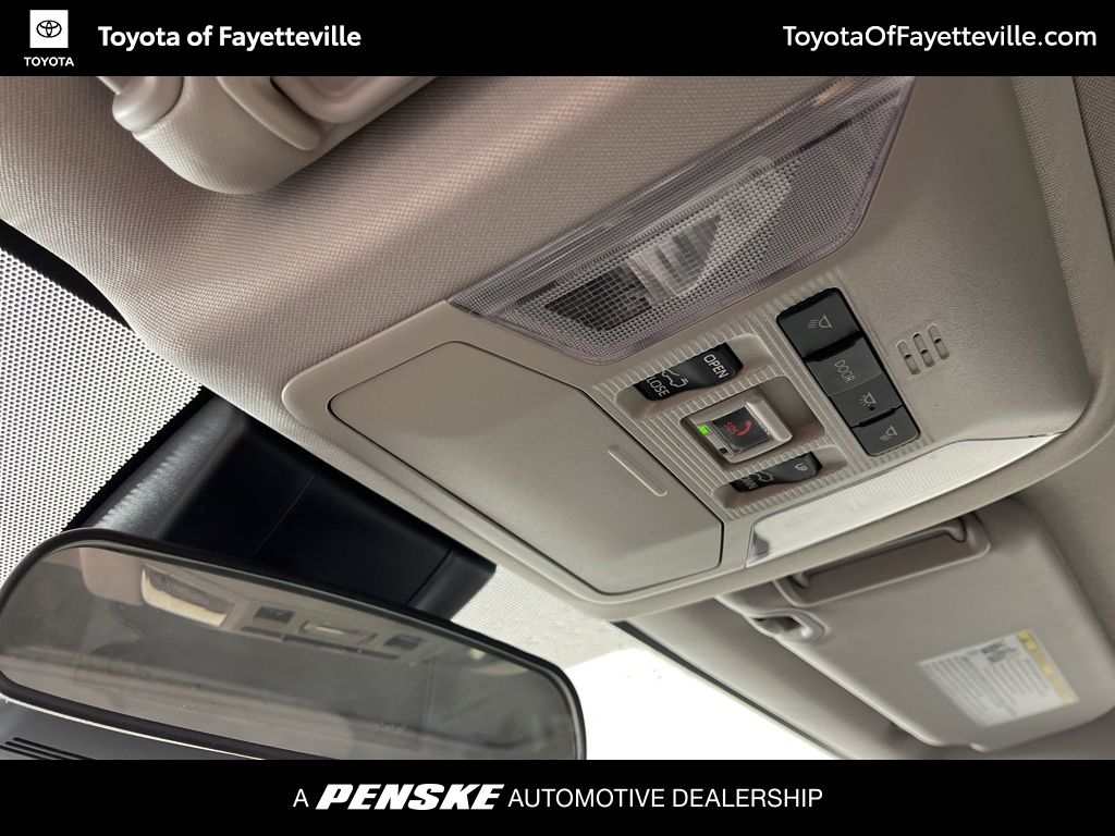 Thumbnail: 2025 Toyota RAV4 - 29