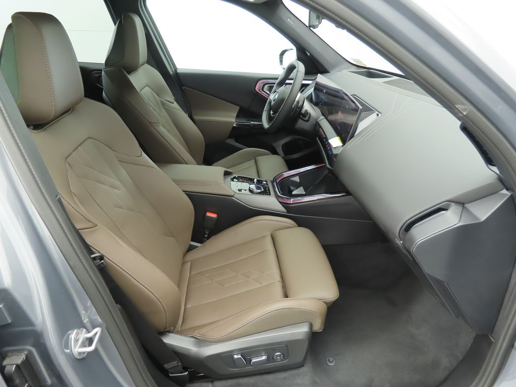 Thumbnail: 2026 BMW X3 - 21