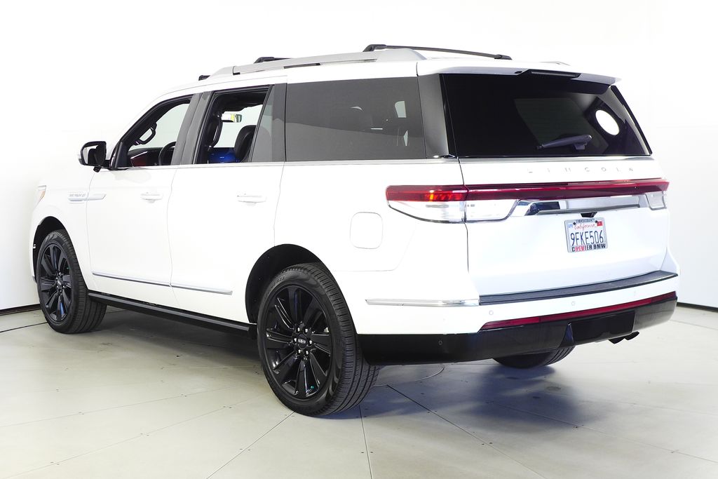 Thumbnail: 2023 Lincoln Navigator - 9
