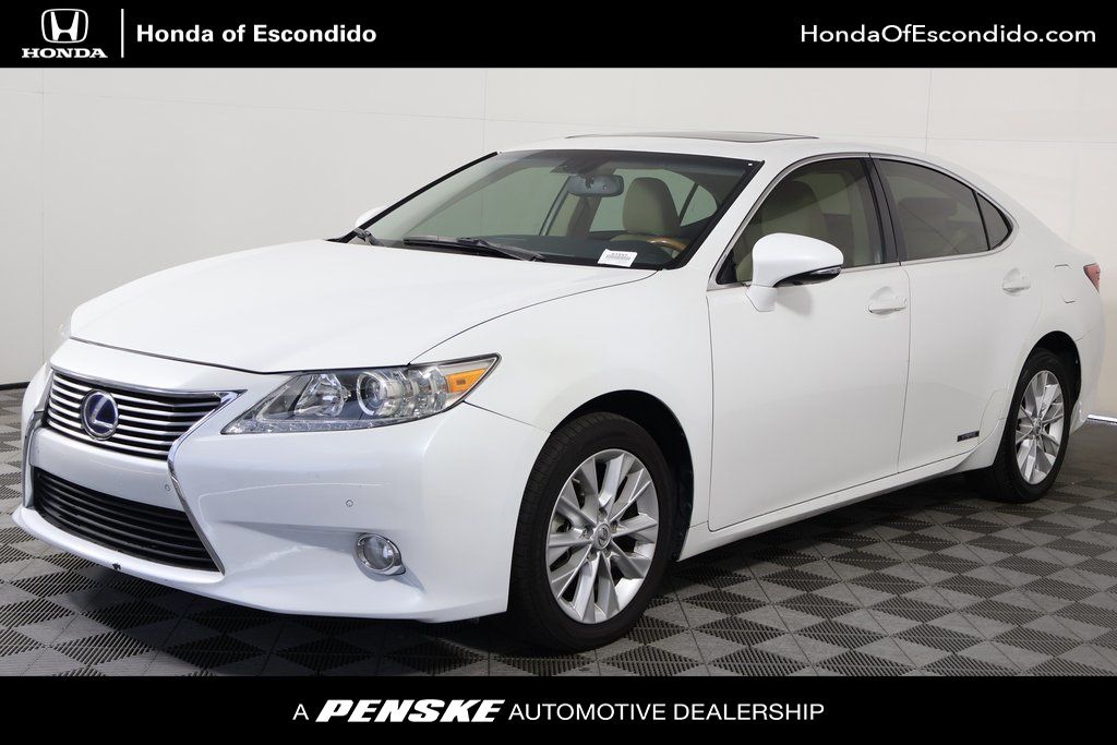 2015 Lexus ES Hybrid 300h -
                  Escondido, CA