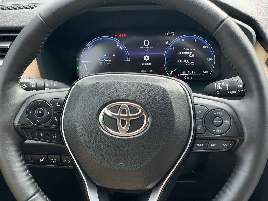 Thumbnail: 2025 Toyota RAV4 - 12