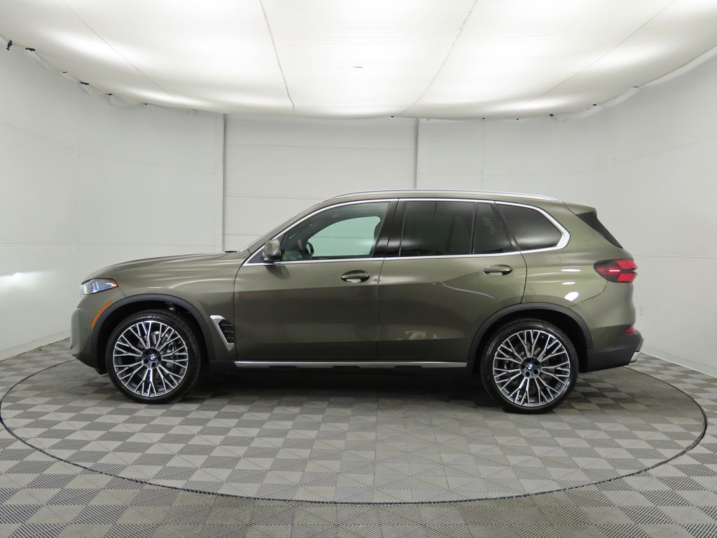 2026 BMW X5 xDrive40i 8