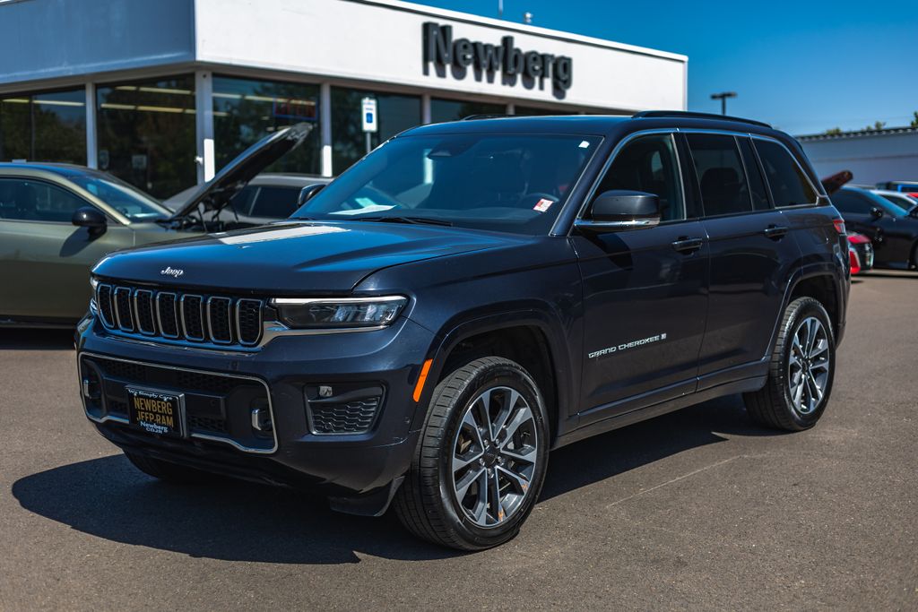 2024 Jeep Grand Cherokee Overland thumbnail 6