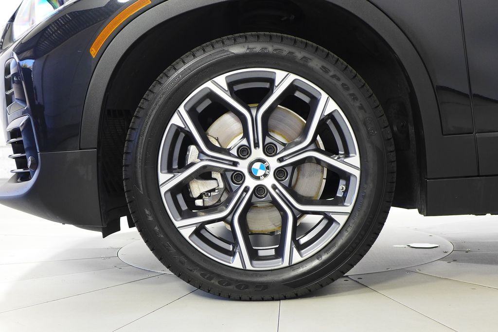 Thumbnail: 2023 BMW X2 - 5