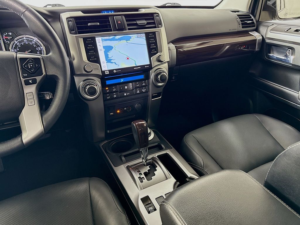 Thumbnail: 2022 Toyota 4Runner - 24