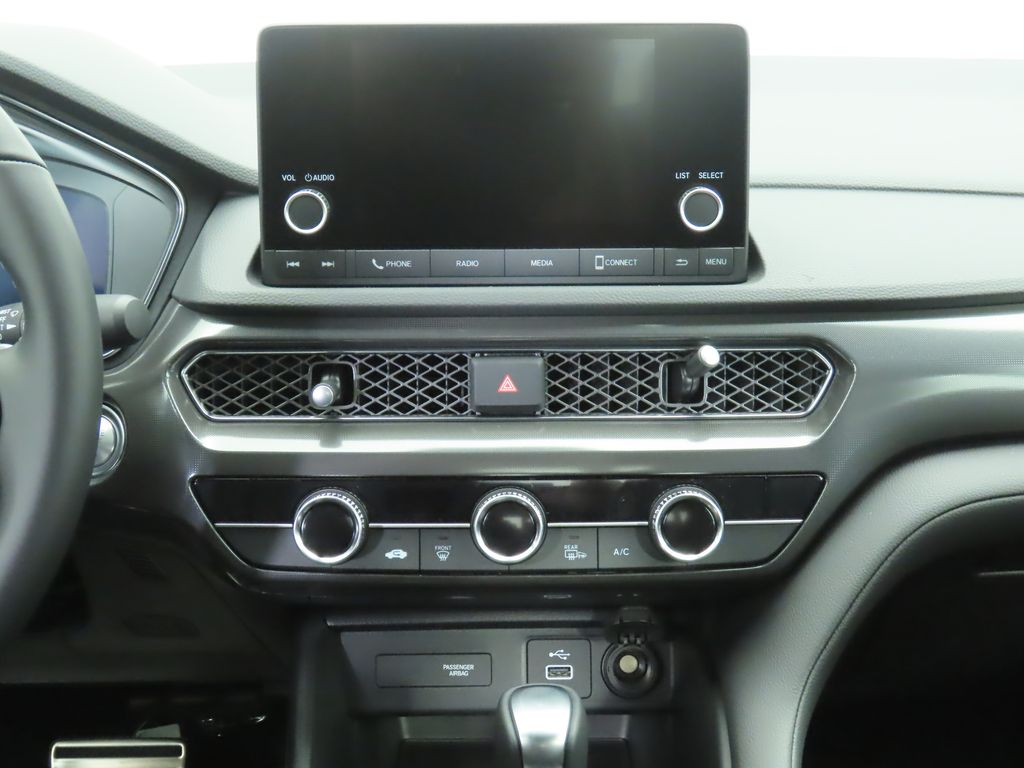 Thumbnail: 2025 Acura Integra - 16