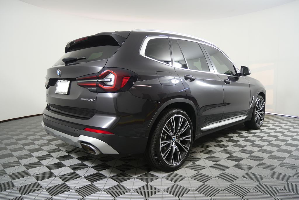Thumbnail: 2023 BMW X3 - 3
