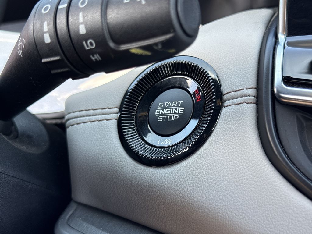 Used 2025 Jeep Compass SUV