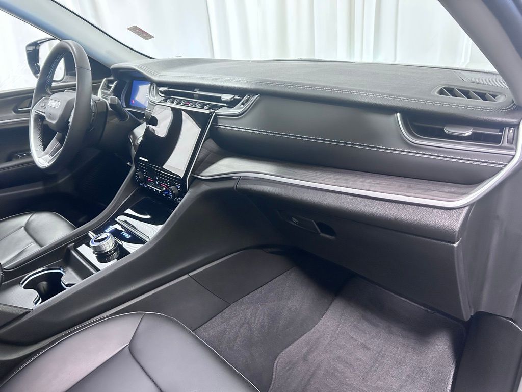 used 2024 Jeep Grand Cherokee car, priced at $36,712