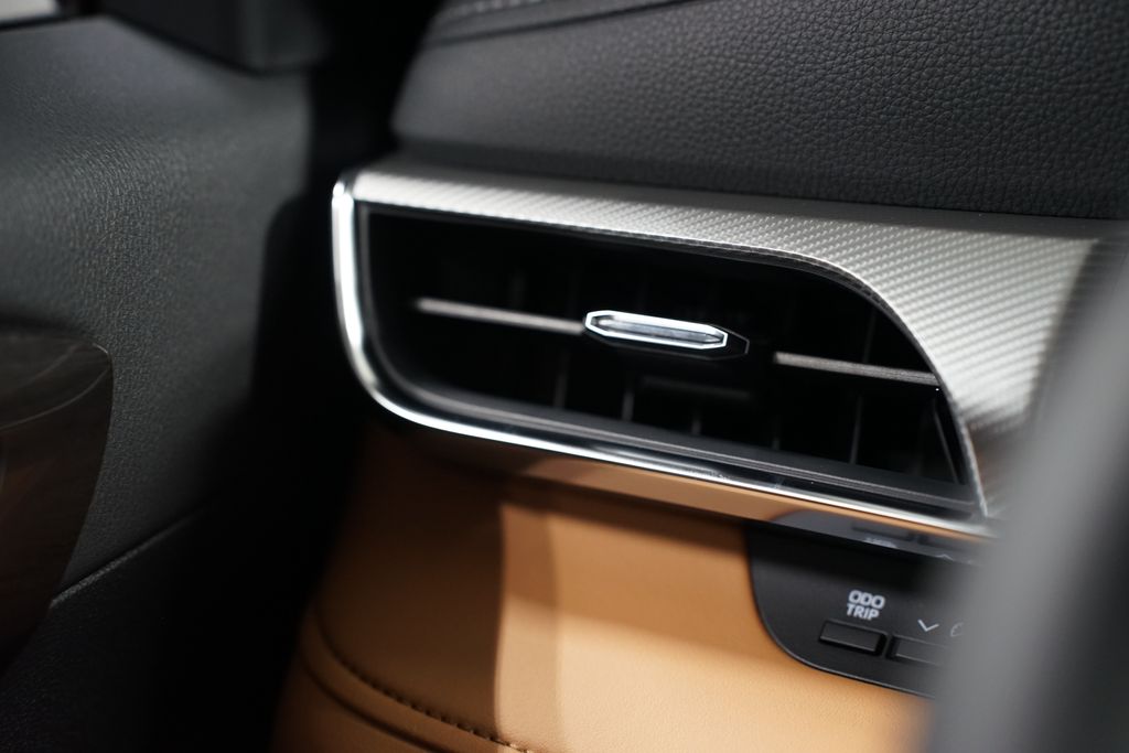 2025 Toyota Highlander Platinum 26