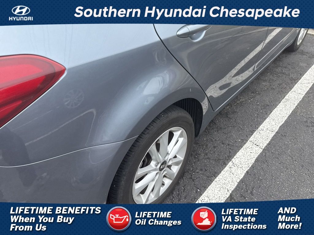 Phantom Gray 2017 Kia Forte S Sedan Front-Wheel Drive 6-Speed Automatic