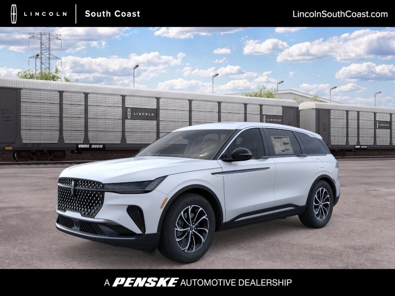Thumbnail: 2026 Lincoln Nautilus - 1
