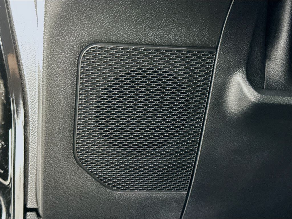 Thumbnail: 2020 Jeep Wrangler - 19