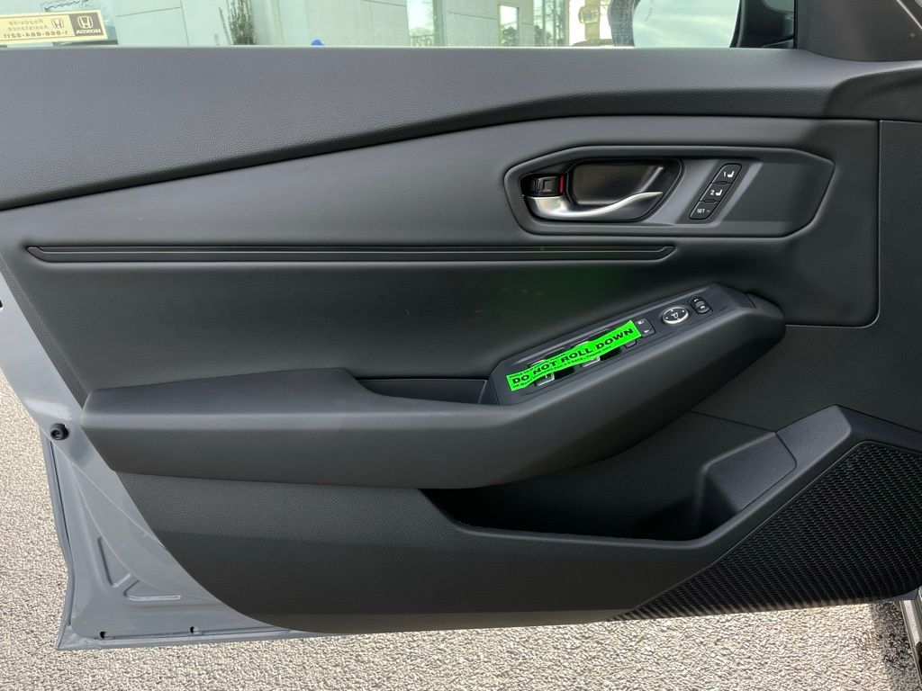 2025 Honda Accord EX-L 22