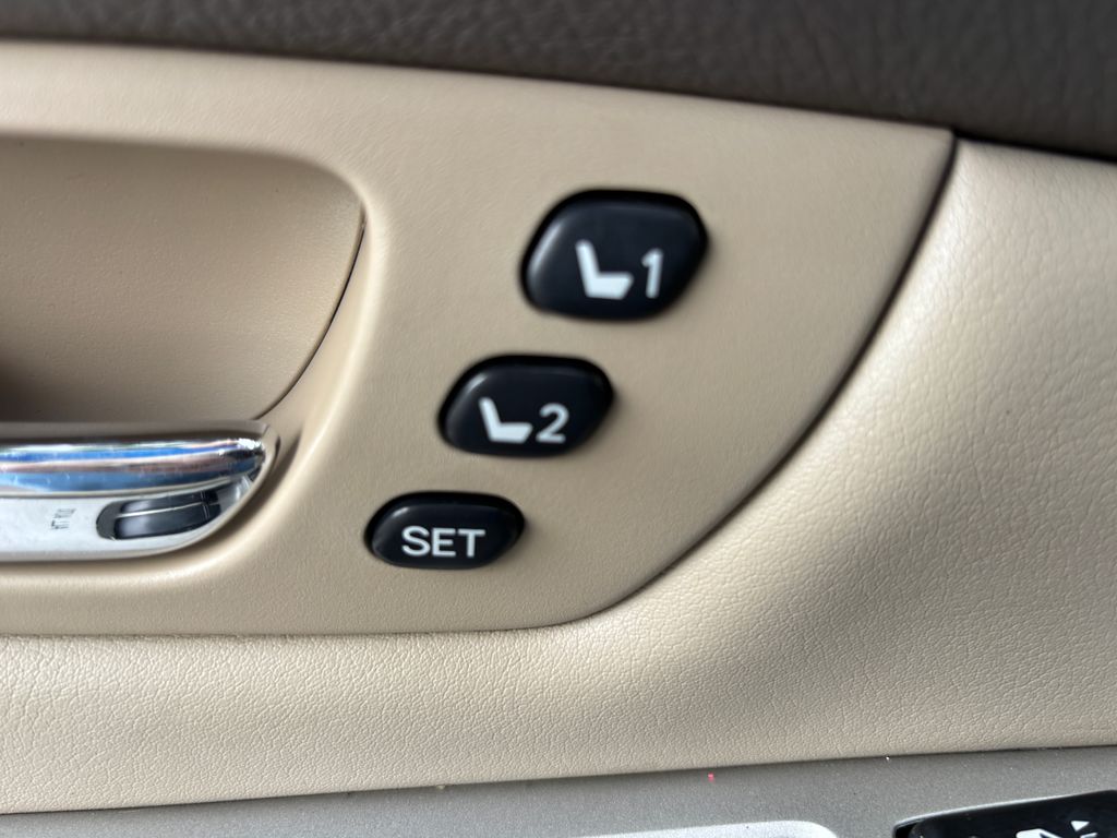 Thumbnail: 2006 Lexus RX - 25