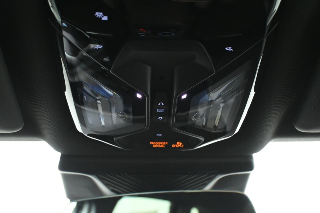 Thumbnail: 2026 BMW X3 - 21